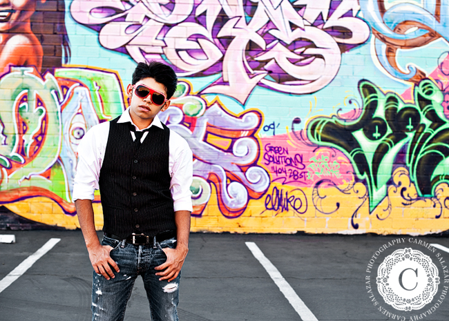 urban senior portraits in Sacramento