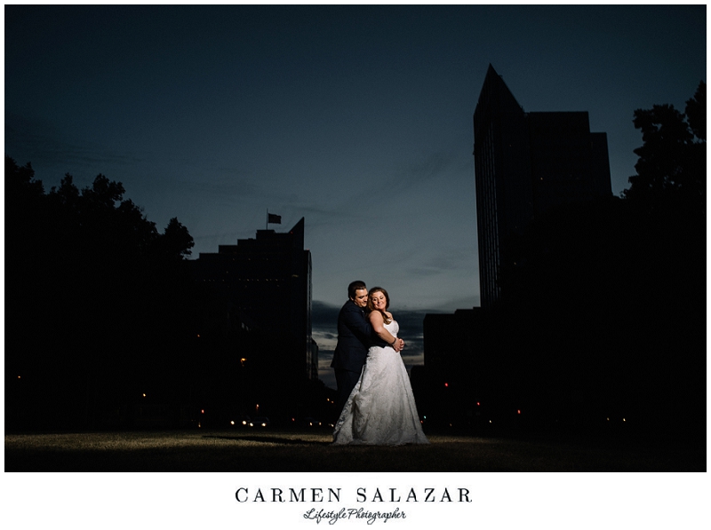 creative night wedding photography by Carmen Salazar creative night wedding photography by Carmen Salazar