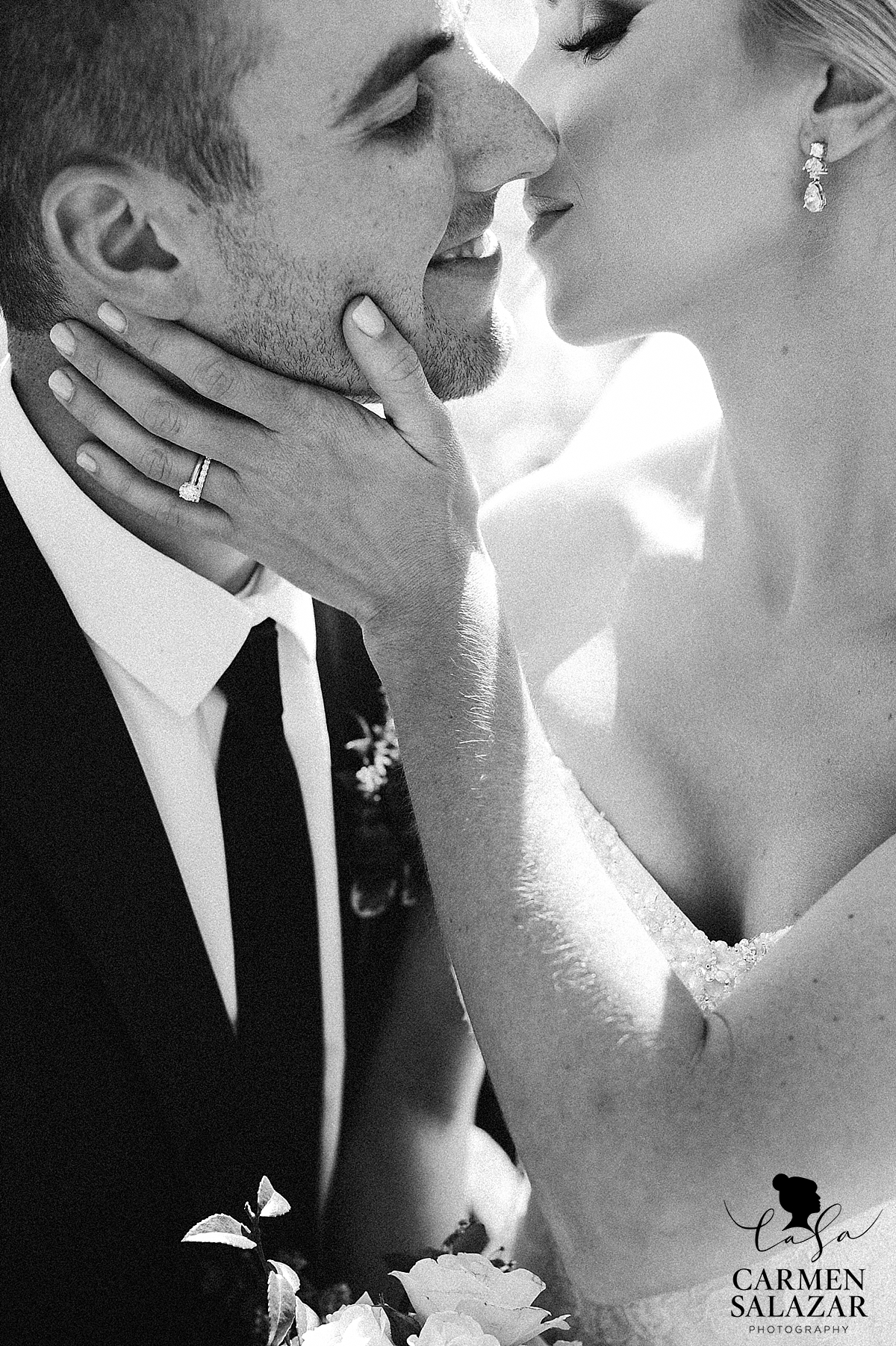 Intimate newlywed portrait photographer - Carmen Salazar Intimate newlywed portrait photographer - Carmen Salazar
