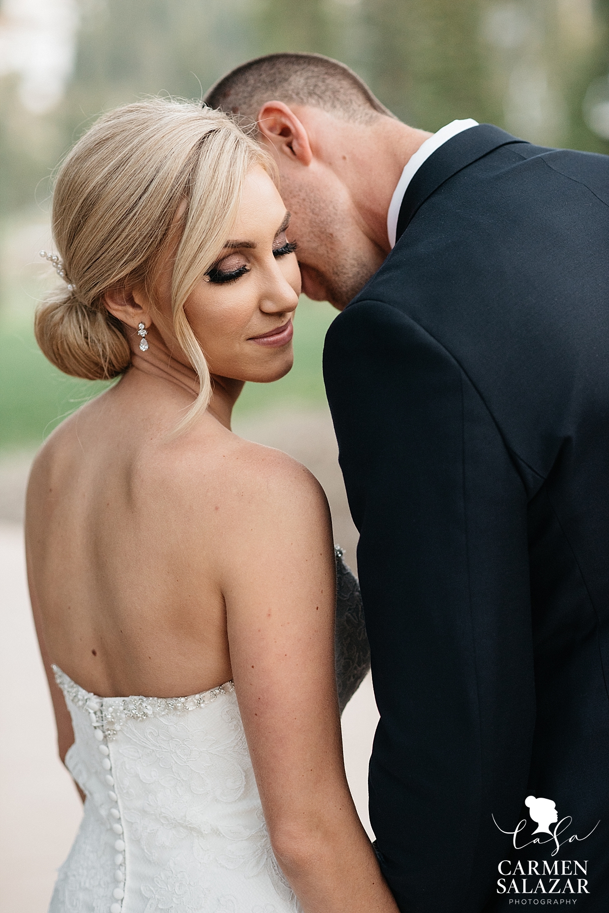 Bright and airy bridal portraits - Carmen Salazar Bright and airy bridal portraits - Carmen Salazar