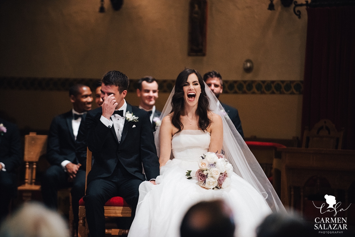 Laughing bride and groom at Catholic ceremony - Carmen Salazar Laughing bride and groom at Catholic ceremony - Carmen Salazar