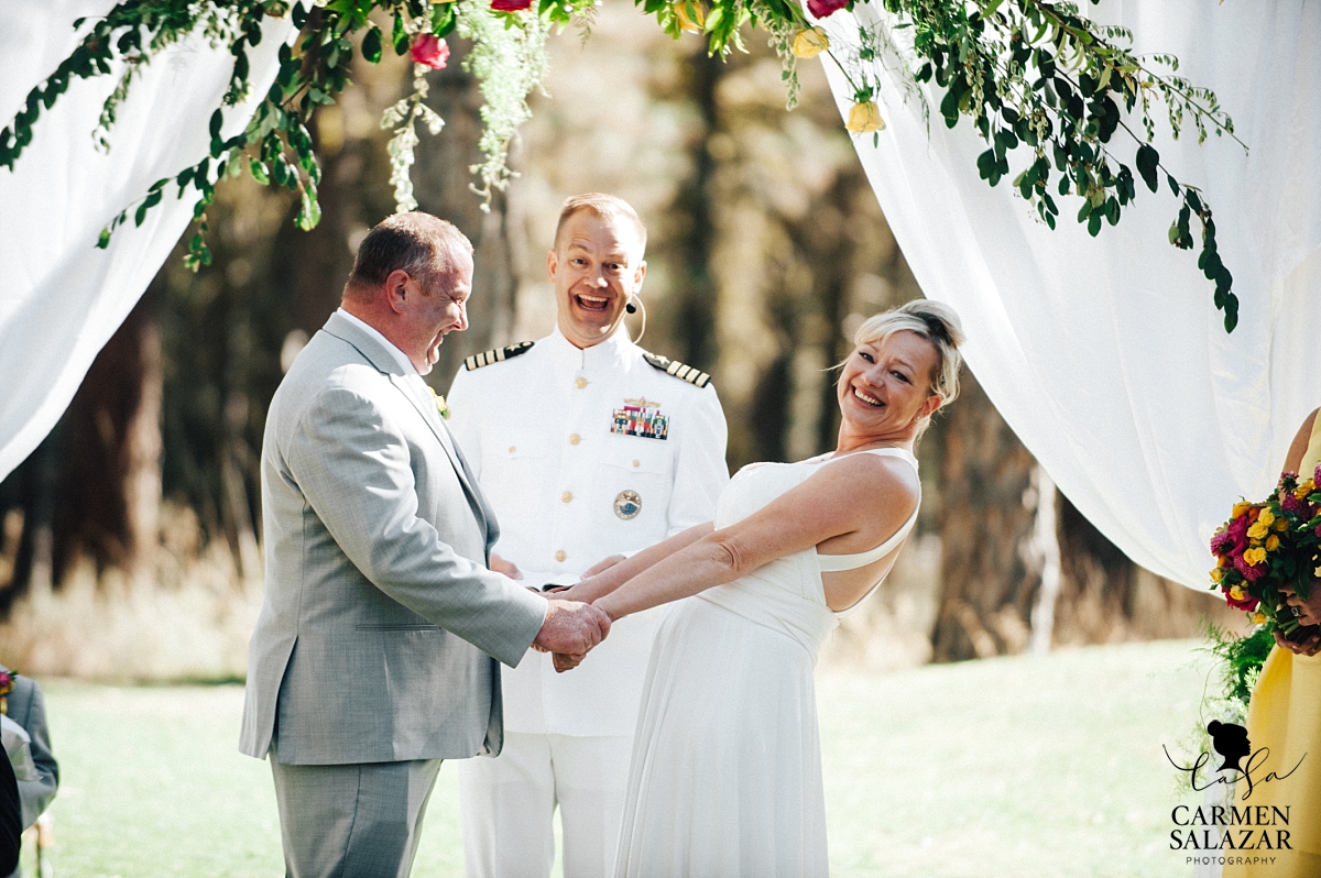 Happy bride and groom arrive at Tahoe ceremony - Carmen Salazar Happy bride and groom arrive at Tahoe ceremony - Carmen Salazar