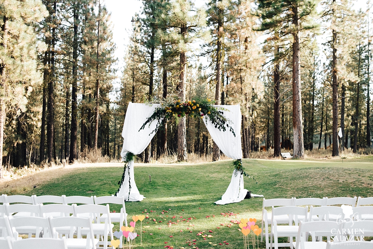 Charming floral wedding arbor inspiration by Melody Raye Flowers - Carmen Salazar Charming floral wedding arbor inspiration by Melody Raye Flowers - Carmen Salazar