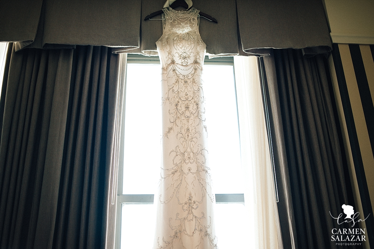 Beautiful vintage glamour wedding gown - Carmen Salazar Beautiful vintage glamour wedding gown - Carmen Salazar
