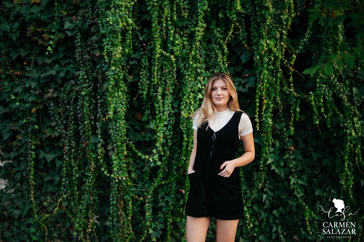 Urban foliage Sacramento portrait session - Carmen Salazar Urban foliage Sacramento portrait session - Carmen Salazar