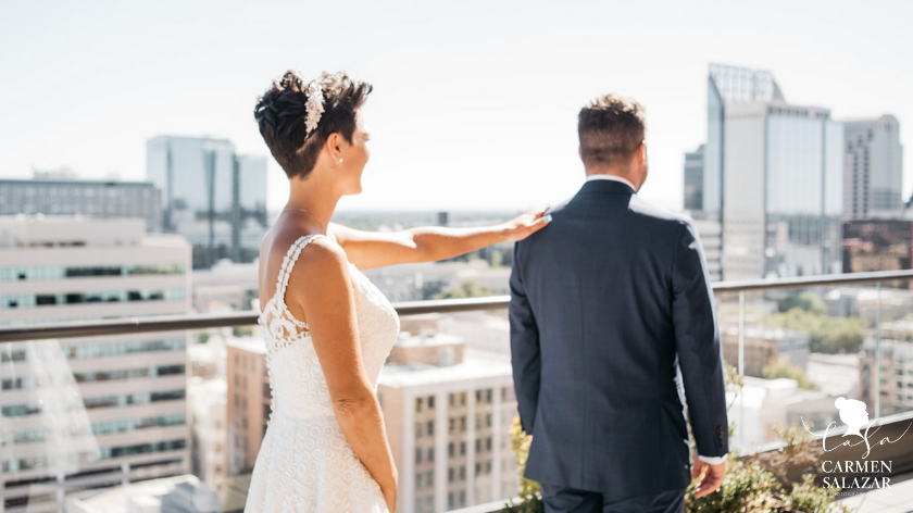 Roof top elopement - Carmen Salazar Photogrpahy